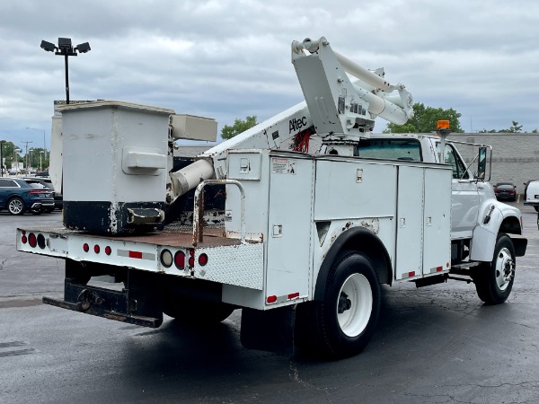 Used 1999 Ford F800 w/Altec TA40 40 Boom with Lift Bucket-LOW MILES! for sale Sold at Chicago Motor Cars in West Chicago IL 60185 5