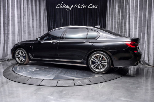 Used 2018 BMW M760i V12 xDrive LWB-$172K+ ORIGINAL LIST! for sale Sold at Chicago Motor Cars in West Chicago IL 60185 3