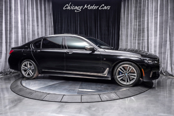 Used 2018 BMW M760i V12 xDrive LWB-$172K+ ORIGINAL LIST! for sale Sold at Chicago Motor Cars in West Chicago IL 60185 6