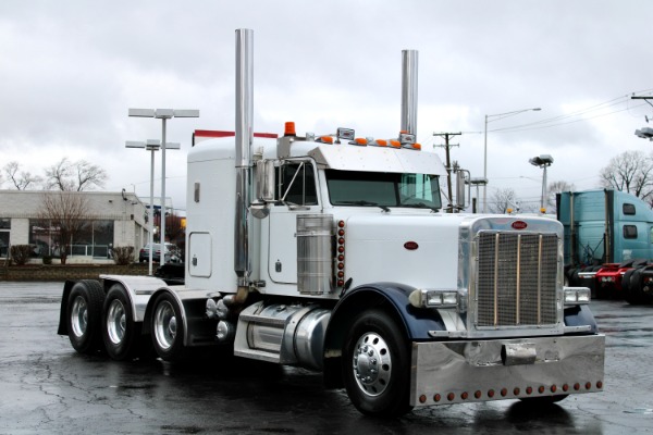 Used 2002 Peterbilt 379 Tri-Axle with Lift-CAT C15 6NZ-550 HP-Double Wet Kit for sale Sold at Chicago Motor Cars in West Chicago IL 60185 4