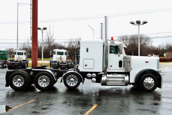 Used 2002 Peterbilt 379 Tri-Axle with Lift-CAT C15 6NZ-550 HP-Double Wet Kit for sale Sold at Chicago Motor Cars in West Chicago IL 60185 5
