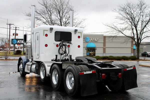 Used-2002-Peterbilt-379-Tri-Axle-with-Lift-CAT-C15-6NZ-550-HP-Double-Wet-Kit