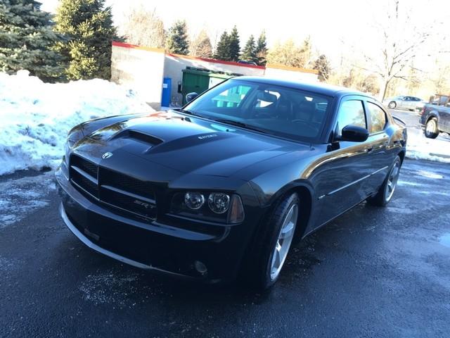 New-2006-Dodge-Charger-SRT8