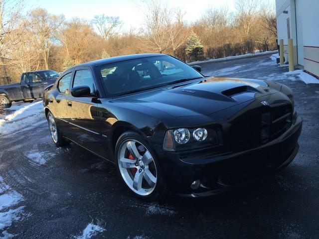 New-2006-Dodge-Charger-SRT8