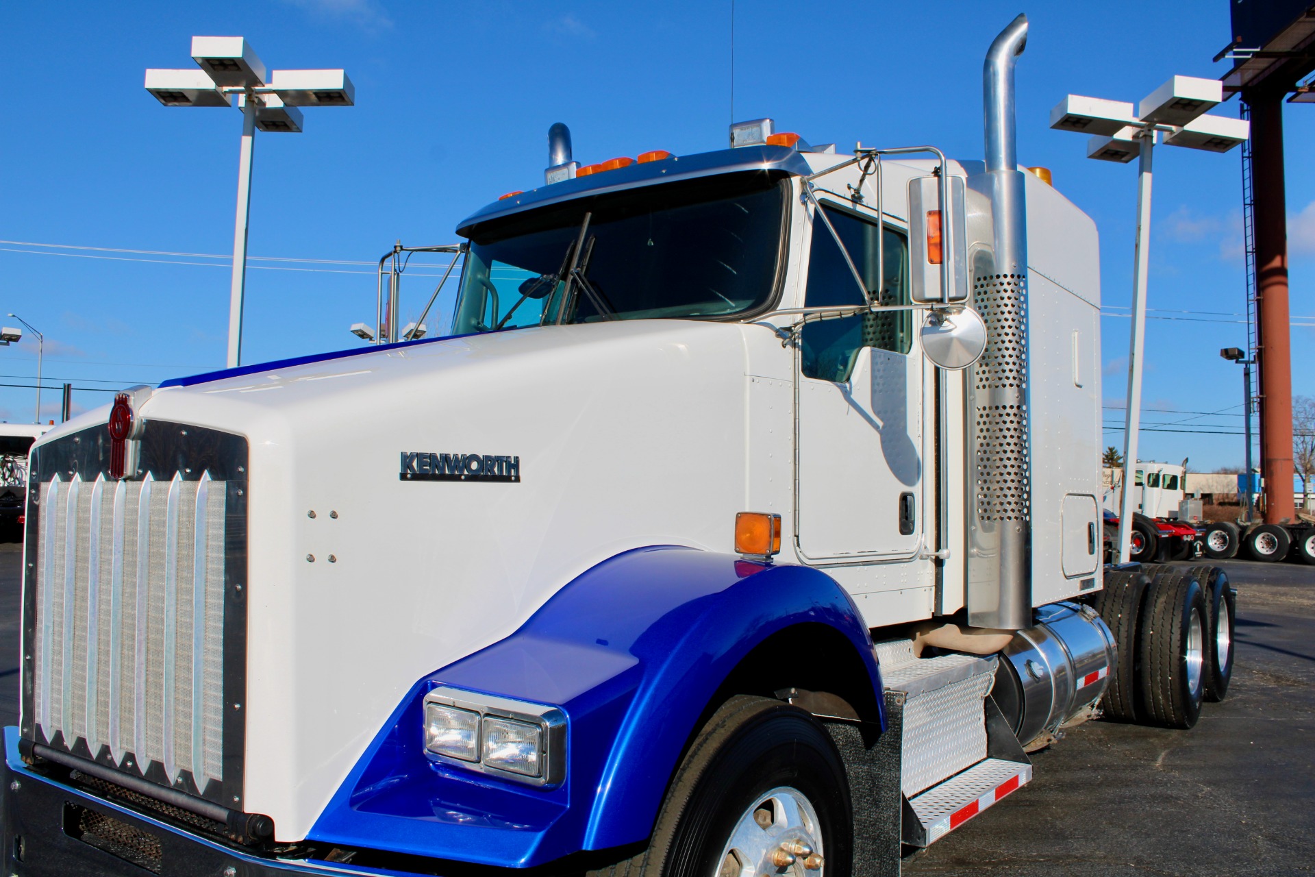 Used-2012-Kenworth-T800-AeroCab-Sleeper-Cab---Cummins-ISX