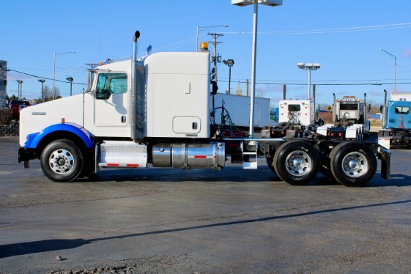 Used-2012-Kenworth-T800-AeroCab-Sleeper-Cab---Cummins-ISX