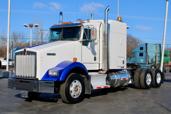 Used 2012 Kenworth T800 AeroCab Sleeper Cab - Cummins ISX for sale Sold at Chicago Motor Cars in West Chicago IL 60185 1