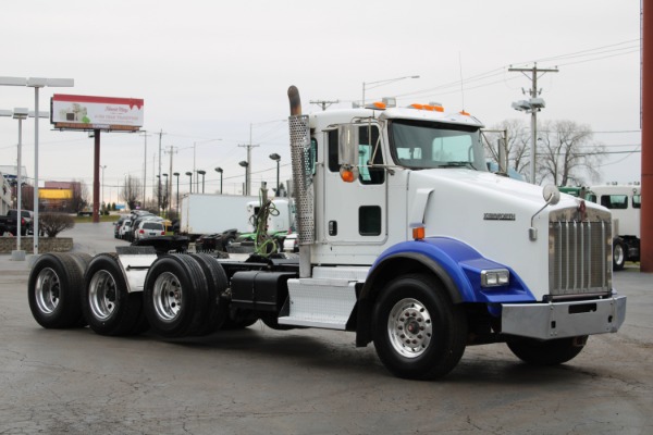 Used 2013 Kenworth T800 Tri-Axle Day Cab - Cummins ISX - 450 Horsepower for sale Sold at Chicago Motor Cars in West Chicago IL 60185 3