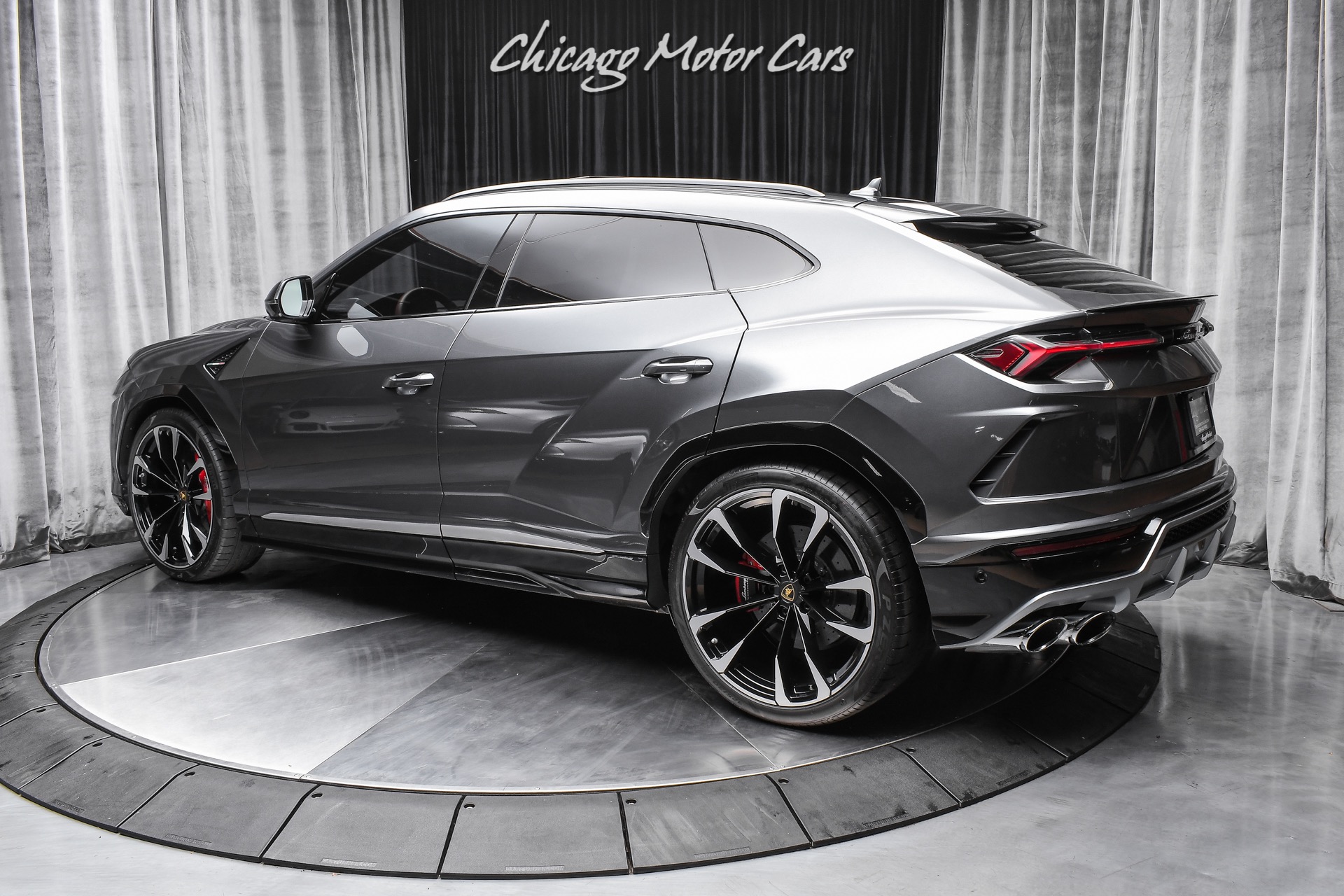 Used-2019-Lamborghini-Urus-SUV-MSRP-260k-Only-4k-Miles-HARD-LOADED-Perfect