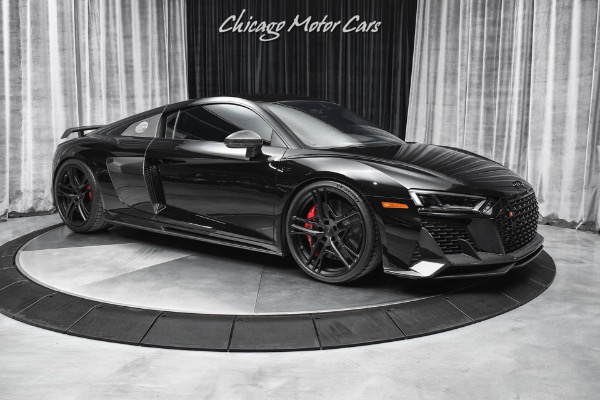 Used 2020 Audi R8 5.2 quattro V10 performance Diamond Stitched Leather Package! LOW Miles! for sale Sold at Chicago Motor Cars in West Chicago IL 60185 6