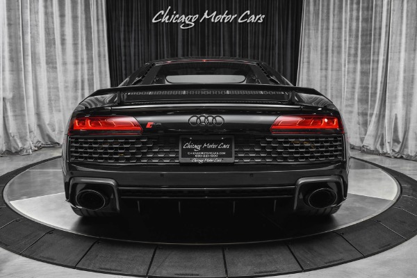 Used 2020 Audi R8 5.2 quattro V10 performance Coupe SPORT PACK! DIAMOND STITCHED! 437 MILES! for sale Sold at Chicago Motor Cars in West Chicago IL 60185 4