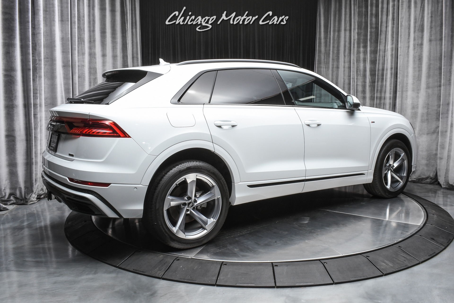 Used-2019-Audi-Q8-30T-Quattro-Prestige-LUXURY-PACKAGE-BLACK-OPTIC-PACKAGE