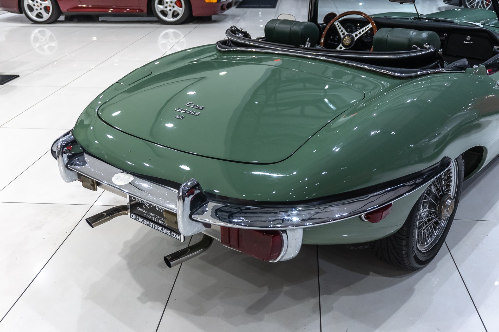 Used-1970-Jaguar-XKE-Series-II-Roadster-NEW-ROOF-RECENT-SERVICE