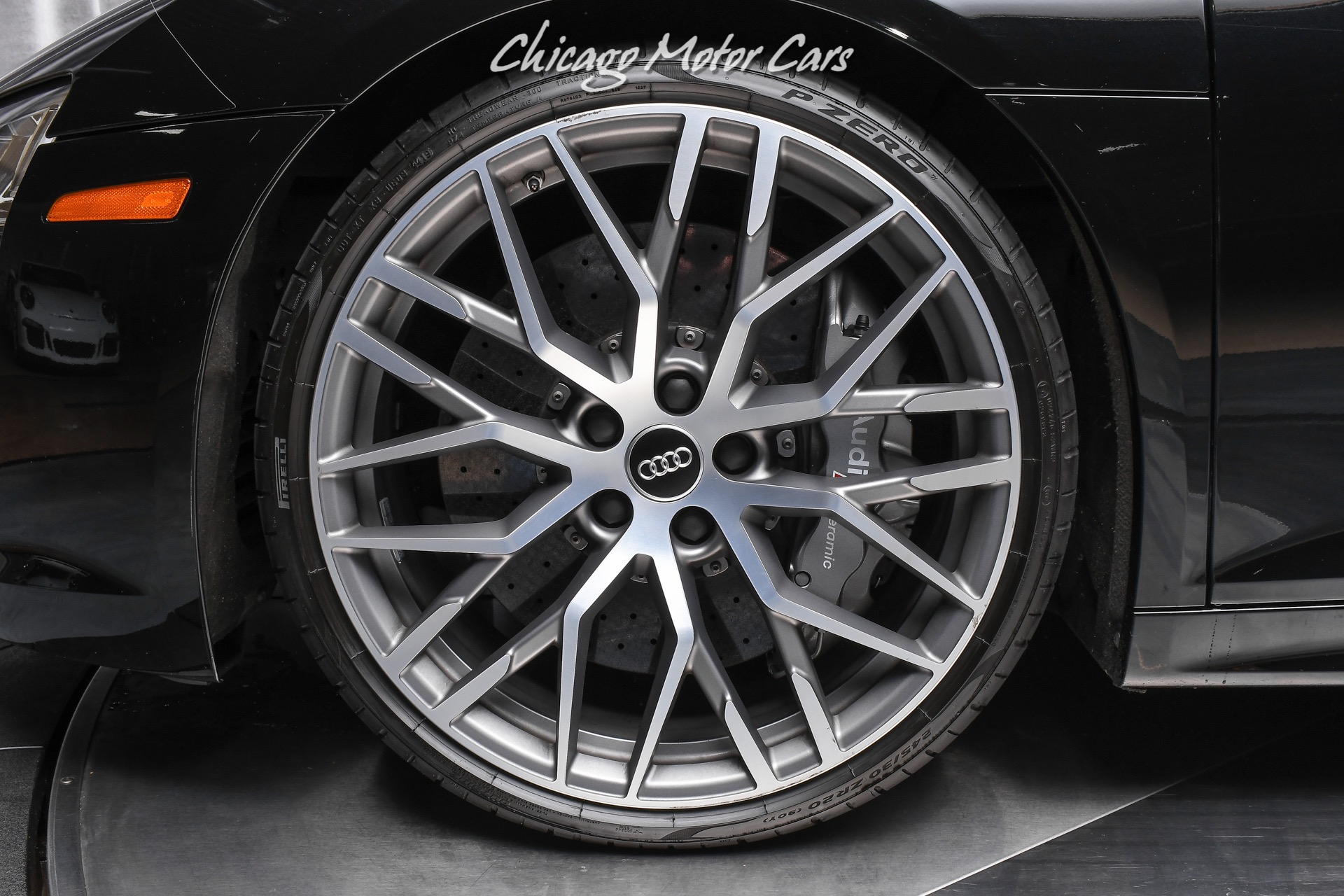 Used-2017-Audi-R8-52-quattro-V10-Plus-MSRP-203K-DIAMOND-STITCHED-LEATHER-20-INCH-WHEELS