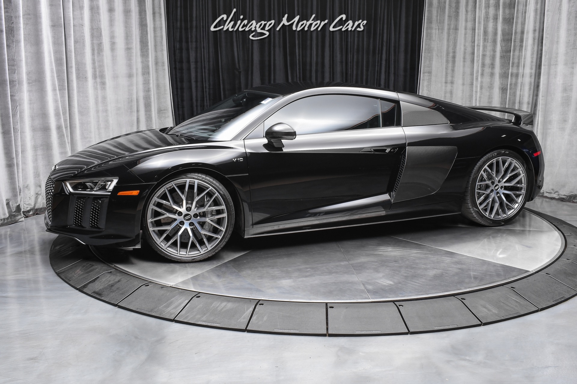 Used-2017-Audi-R8-52-quattro-V10-Plus-MSRP-203K-DIAMOND-STITCHED-LEATHER-20-INCH-WHEELS