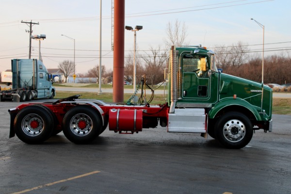 Used 2012 Kenworth T800 Day Cab - Cummins ISX - 485 Horspower - 10 Speed Manual for sale Sold at Chicago Motor Cars in West Chicago IL 60185 4