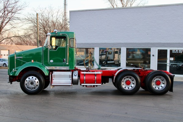 Used-2012-Kenworth-T800-Day-Cab---Cummins-ISX---485-Horspower---10-Speed-Manual