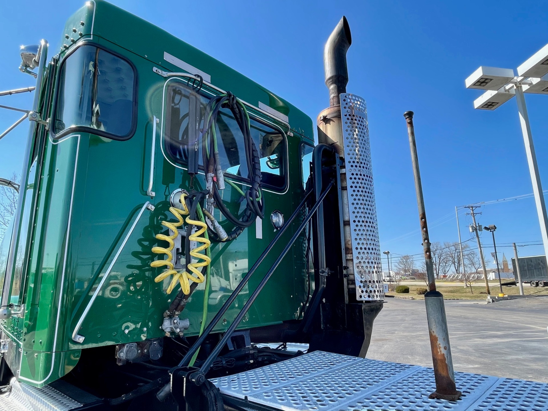 Used-2010-Kenworth-T800-Day-Cab---CAT-C15---475-Horsepower