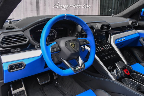 Used-2020-Lamborghini-Urus-RARE-Color-Combo-B-O-3D-Sound-Panoramic-Roof-23-Taigete-Wheels-LOADED