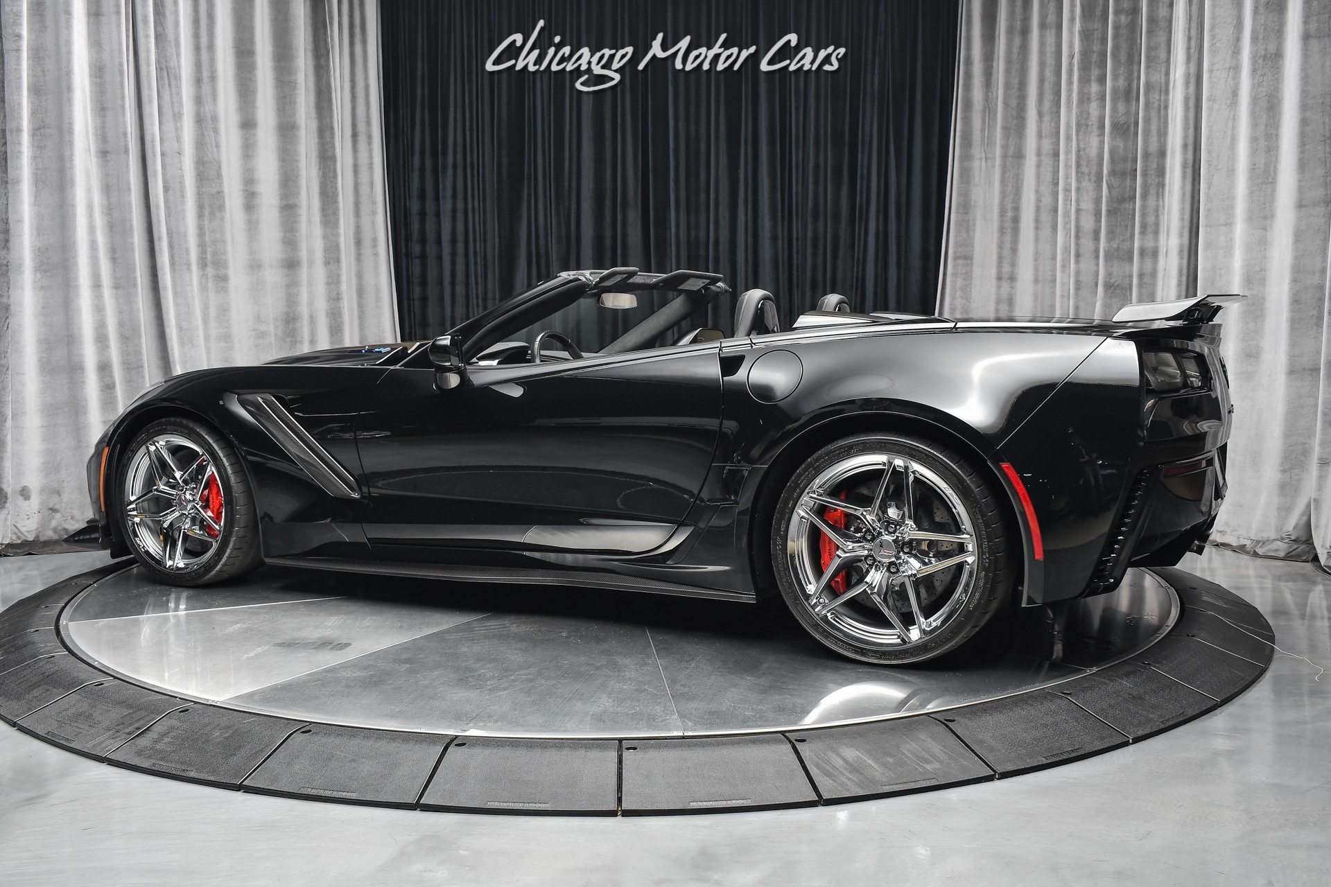 Used-2019-Chevrolet-Corvette-ZR1-3ZR-Convertible-COMPETITION-SPORT-BUCKET-SEATS-4800-MILES