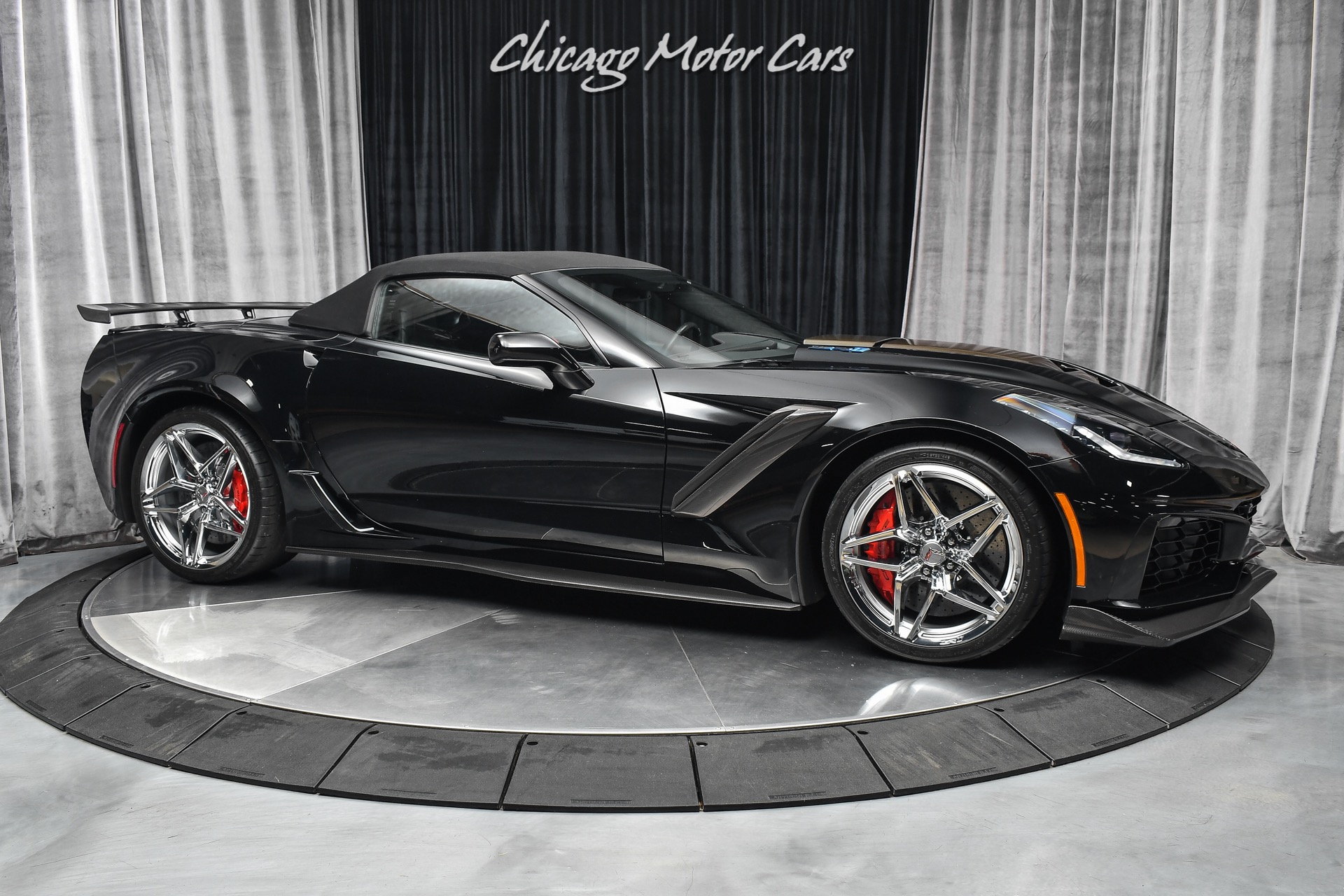 Used-2019-Chevrolet-Corvette-ZR1-3ZR-Convertible-COMPETITION-SPORT-BUCKET-SEATS-4800-MILES