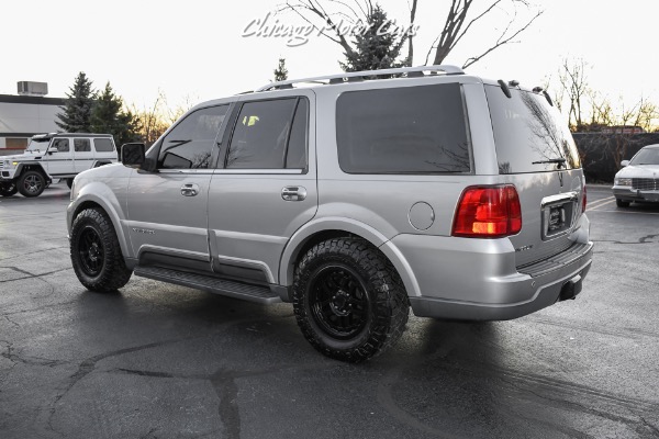 Used 2004 Lincoln Navigator Luxury Rear Entertainment! 8 Passenger Seating! Loaded! for sale Sold at Chicago Motor Cars in West Chicago IL 60185 2