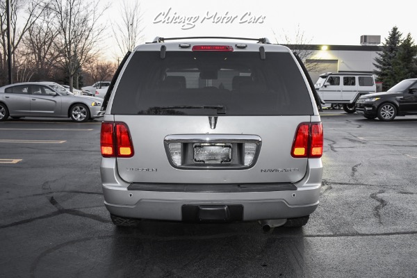 Used 2004 Lincoln Navigator Luxury Rear Entertainment! 8 Passenger Seating! Loaded! for sale Sold at Chicago Motor Cars in West Chicago IL 60185 3