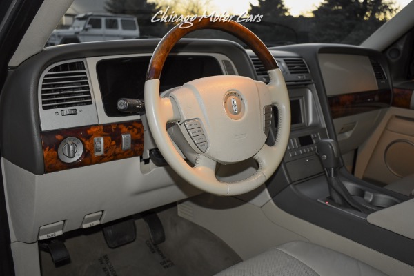 Used-2004-Lincoln-Navigator-Luxury-Rear-Entertainment-8-Passenger-Seating-Loaded