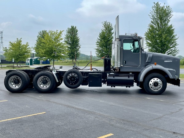 Used 2004 Kenworth T800 Day Cab Tri-Axle-CAT C15 475 HP-10 Speed Manual for sale Sold at Chicago Motor Cars in West Chicago IL 60185 4