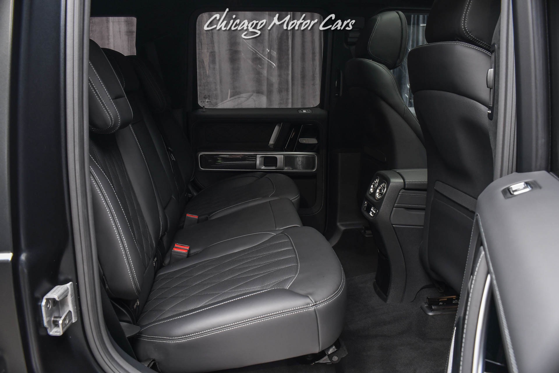 Used-2021-Mercedes-Benz-G63-AMG-G63-4MATIC-Exclusive-Interior-Package-Carbon-Fiber-Magno-Black