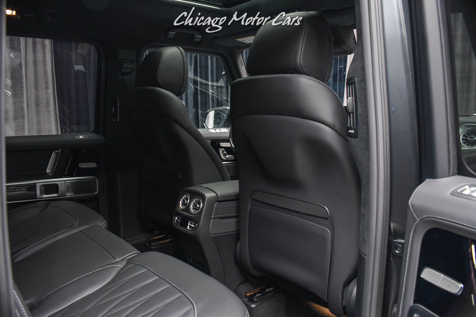 Used-2021-Mercedes-Benz-G63-AMG-G63-4MATIC-Exclusive-Interior-Package-Carbon-Fiber-Magno-Black