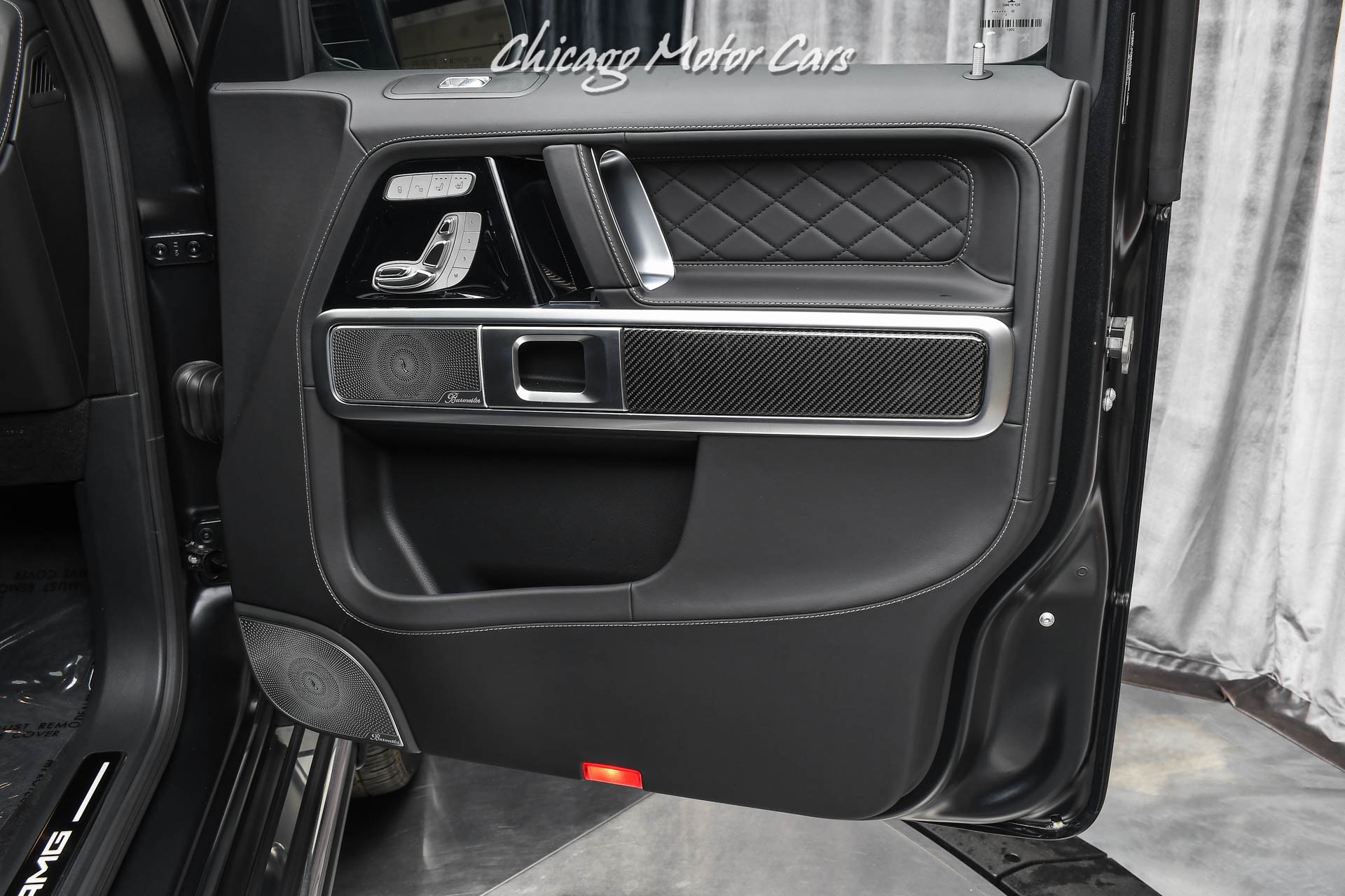 Used-2021-Mercedes-Benz-G63-AMG-G63-4MATIC-Exclusive-Interior-Package-Carbon-Fiber-Magno-Black