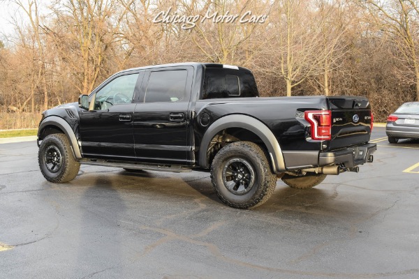 Used 2017 Ford F-150 Raptor Equipment Group 802A! Twin-Panel Moonroof! for sale Sold at Chicago Motor Cars in West Chicago IL 60185 3