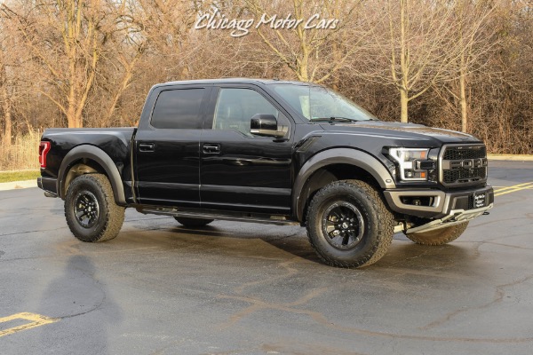 Used 2017 Ford F-150 Raptor Equipment Group 802A! Twin-Panel Moonroof! for sale Sold at Chicago Motor Cars in West Chicago IL 60185 6