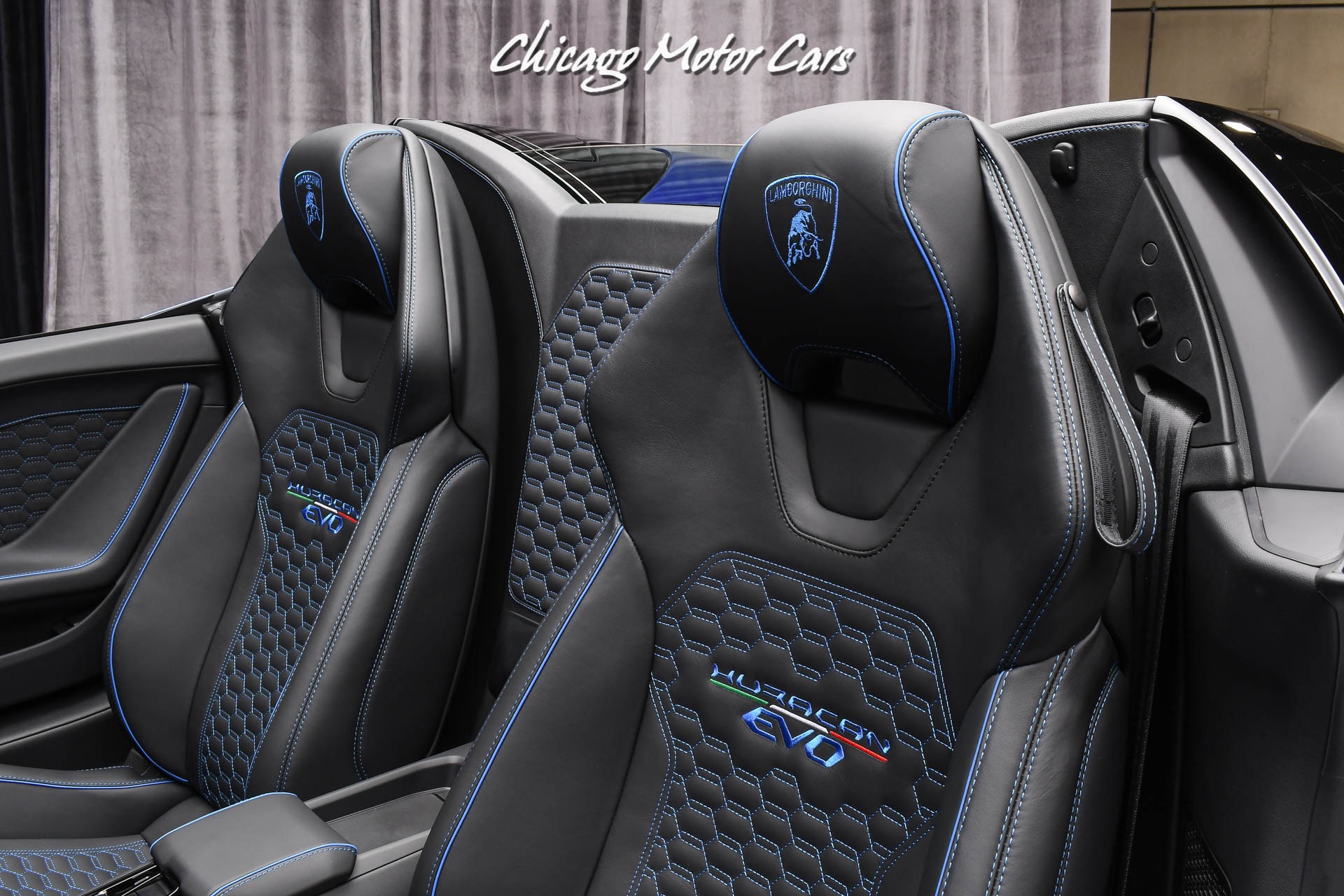 Used-2021-Lamborghini-Huracan-EVO-Spyder-Stunning-Blu-Sideris-Paint-Q-Citura-Stitching