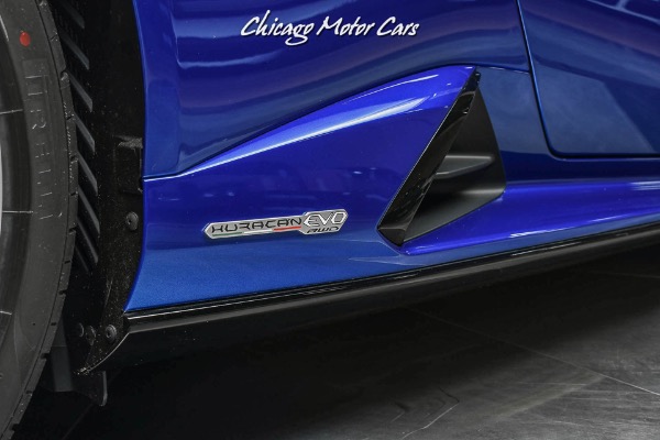 Used-2021-Lamborghini-Huracan-EVO-Spyder-Stunning-Blu-Sideris-Paint-Q-Citura-Stitching