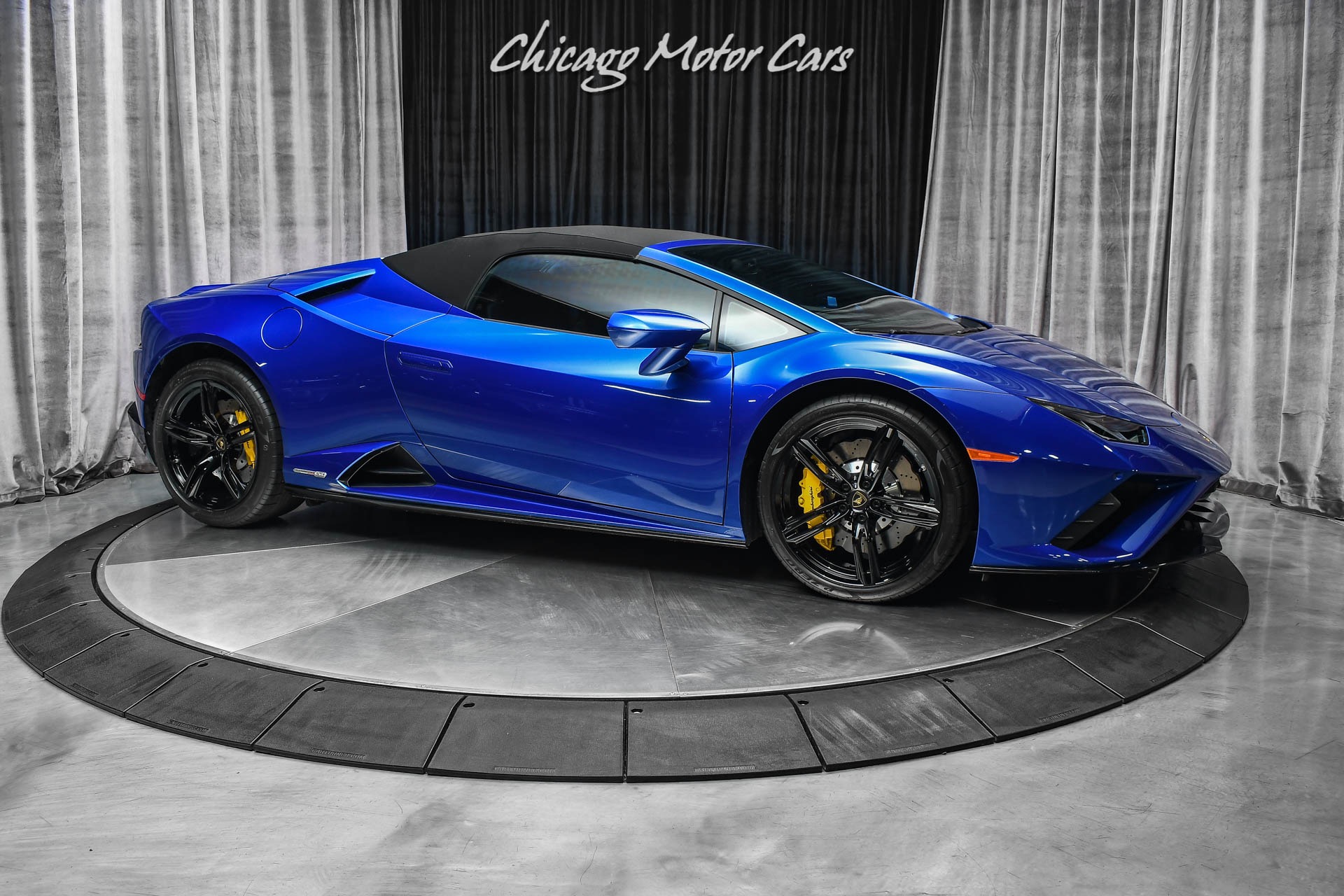 Used-2021-Lamborghini-Huracan-EVO-Spyder-Stunning-Blu-Sideris-Paint-Q-Citura-Stitching