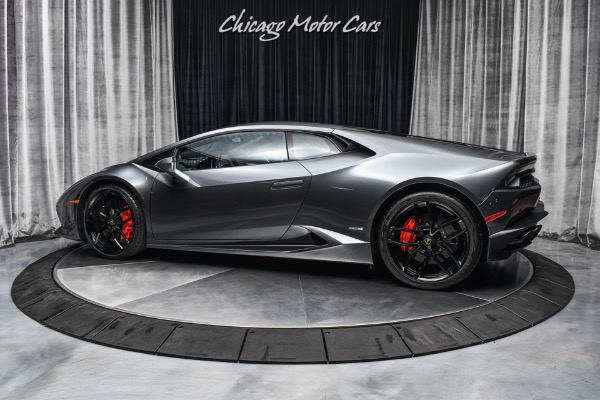 Used 2015 Lamborghini Huracan LP610-4 Coupe Sport Exhaust! Carbon Ceramic Brakes! Lift System! for sale Sold at Chicago Motor Cars in West Chicago IL 60185 3