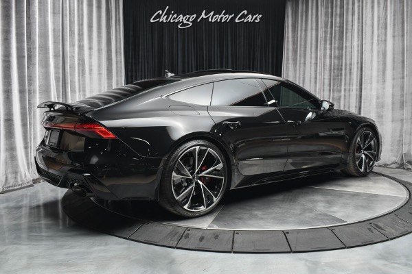 Used 2021 Audi RS7 4.0T quattro ONLY 643 MILES! EXEC PACK-BLACK OPTICS for sale Sold at Chicago Motor Cars in West Chicago IL 60185 5