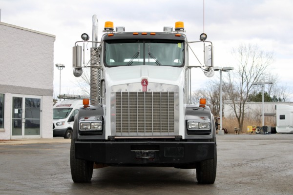 Used 2009 Kenworth T800 Day Cab Tri-Axle - Cummins ISX15 - 485HP - 18 Speed Manual for sale Sold at Chicago Motor Cars in West Chicago IL 60185 2