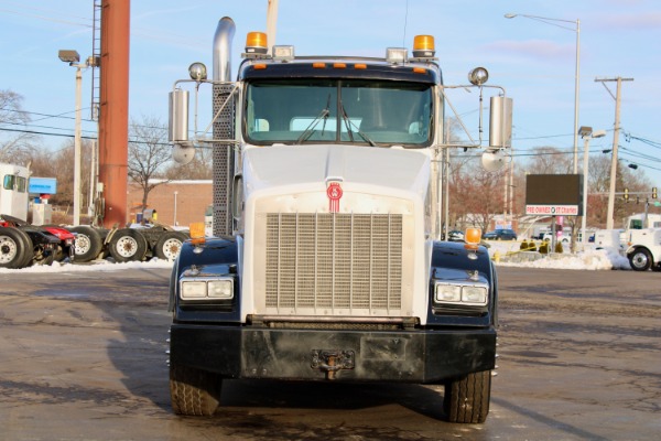 Used 2009 Kenworth T800 Day Cab Tri-Axle - Cummins ISX15 - 450HP - 18 Speed Manual for sale Sold at Chicago Motor Cars in West Chicago IL 60185 2