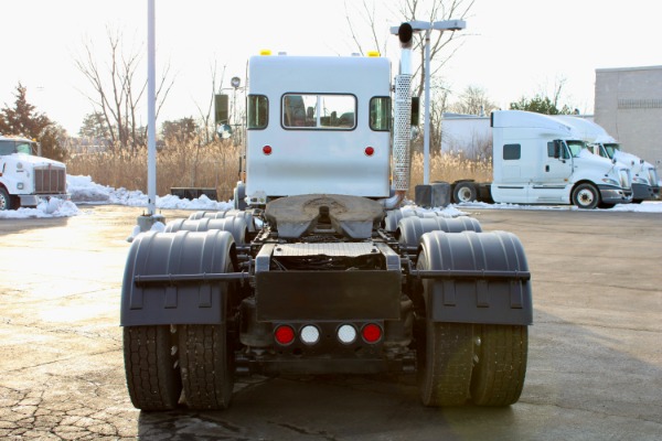 Used-2009-Kenworth-T800-Day-Cab-Tri-Axle---Cummins-ISX15---450HP---18-Speed-Manual