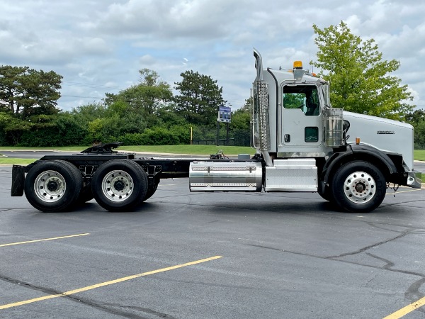 Used-2013-Kenworth-T800-Day-Cab---Cummins-ISX15---500hp---18-Speed---HaulMaxx-Susp