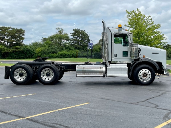 Used 2013 Kenworth T800 Day Cab - Cummins ISX15 - 500hp - 18 Speed - HaulMaxx Susp for sale Sold at Chicago Motor Cars in West Chicago IL 60185 4