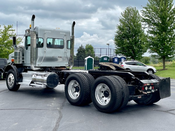 Used-2013-Kenworth-T800-Day-Cab---Cummins-ISX15---500hp---18-Speed---HaulMaxx-Susp