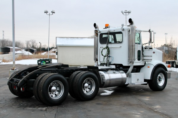 Used 2010 Peterbilt 367 Day Cab - Cat C15 ACERT 525HP - 18 Speed Manual for sale Sold at Chicago Motor Cars in West Chicago IL 60185 5