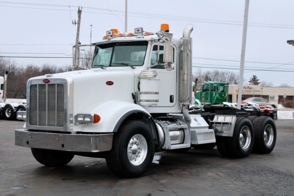 Used 2010 Peterbilt 367 Day Cab - Cat C15 ACERT 525HP - 18 Speed Manual for sale Sold at Chicago Motor Cars in West Chicago IL 60185 1