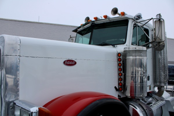 Used-2001-Peterbilt-379-Day-Cab---Cat-C15-6NZ-550HP---18-Speed-Manual