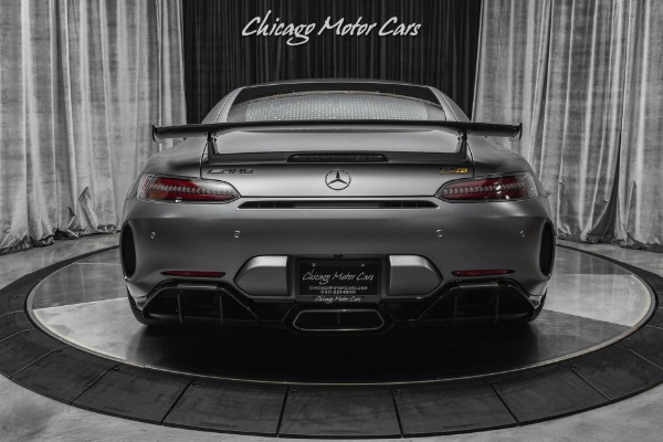 Used 2020 Mercedes-Benz AMG GT R Coupe Carbon Exterior Pkg 2! Matte Carbon Trim! Burmester GTR 300 Miles! for sale Sold at Chicago Motor Cars in West Chicago IL 60185 4