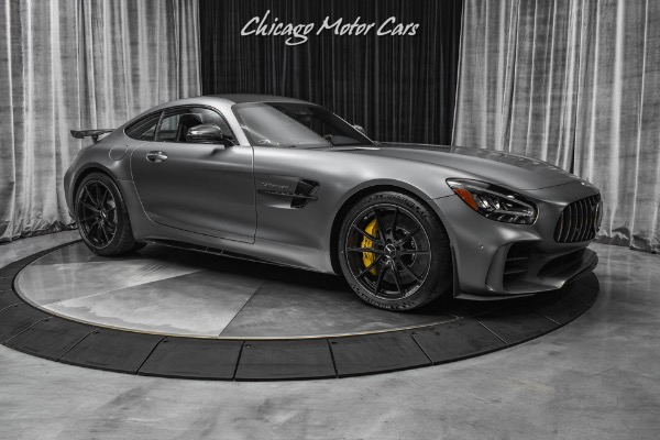 Used 2020 Mercedes-Benz AMG GT R Coupe Carbon Exterior Pkg 2! Matte Carbon Trim! Burmester GTR 300 Miles! for sale Sold at Chicago Motor Cars in West Chicago IL 60185 6